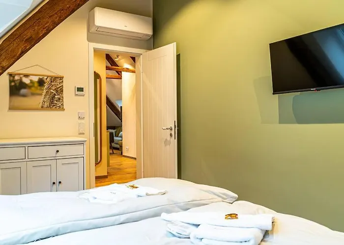 Mit Sauna „eschblick“ *